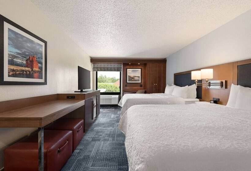 فندق Hampton Inn By Hilton Wausau