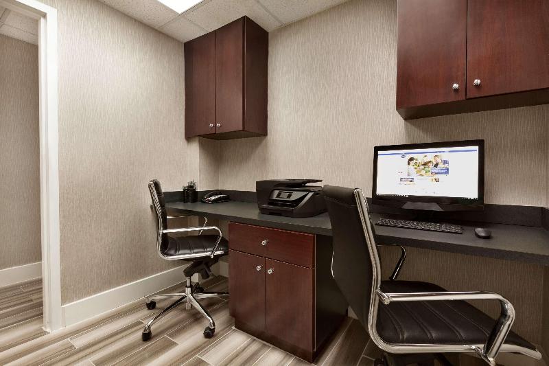 Отель Hampton Inn Waycross