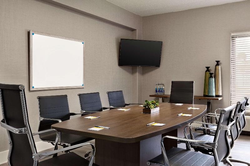 Отель Hampton Inn Waycross