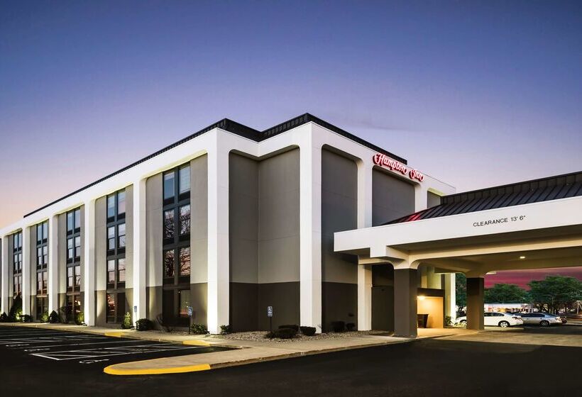 בית מלון כפרי Hampton Inn West Springfield