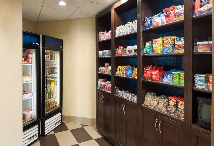 فندق Hampton Inn White Plains/tarrytown