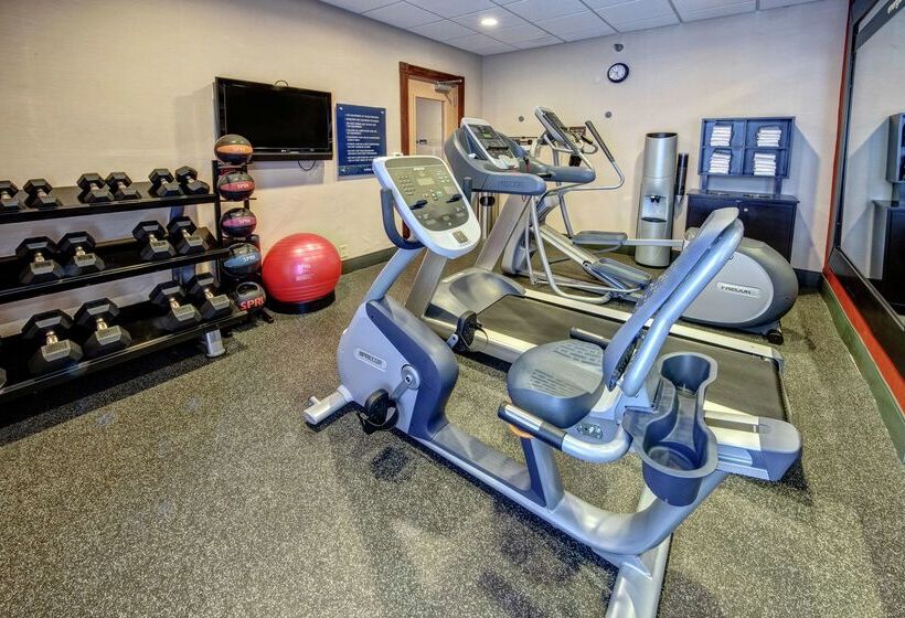 Отель Hampton Inn Winchester