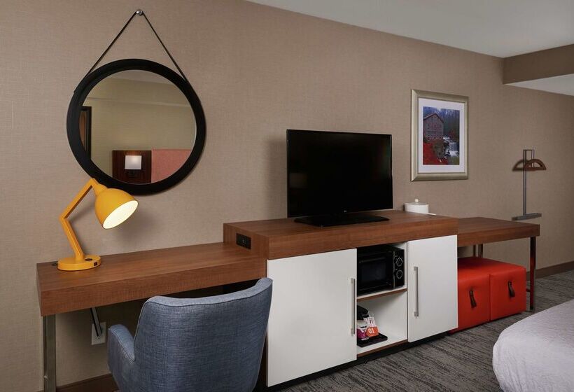 فندق Hampton Inn By Hilton Youngstown West I 80