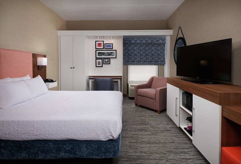 فندق Hampton Inn By Hilton Youngstown West I 80