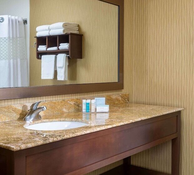 בית מלון כפרי Hampton Inn Zanesville