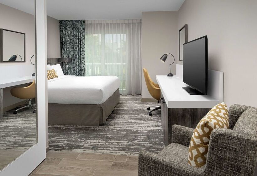 בית מלון כפרי Hilton Garden Inn Miami Brickell South