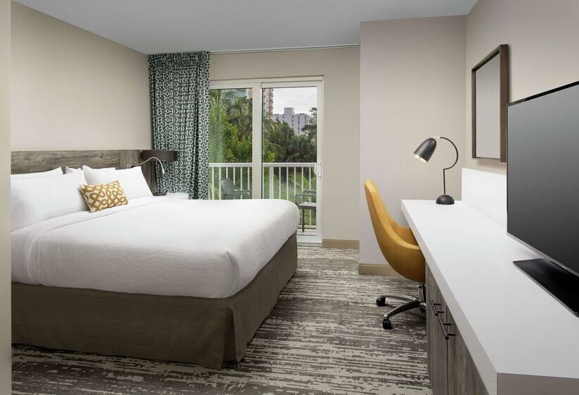 בית מלון כפרי Hilton Garden Inn Miami Brickell South