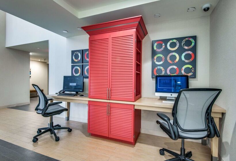 هتل Home2 Suites By Hilton Dfw Airport South/irving, Tx