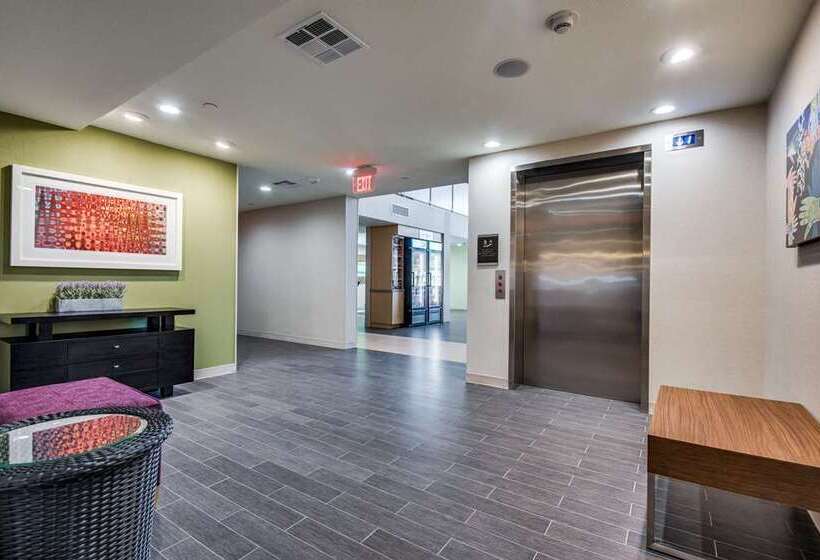 هتل Home2 Suites By Hilton Dfw Airport South/irving, Tx