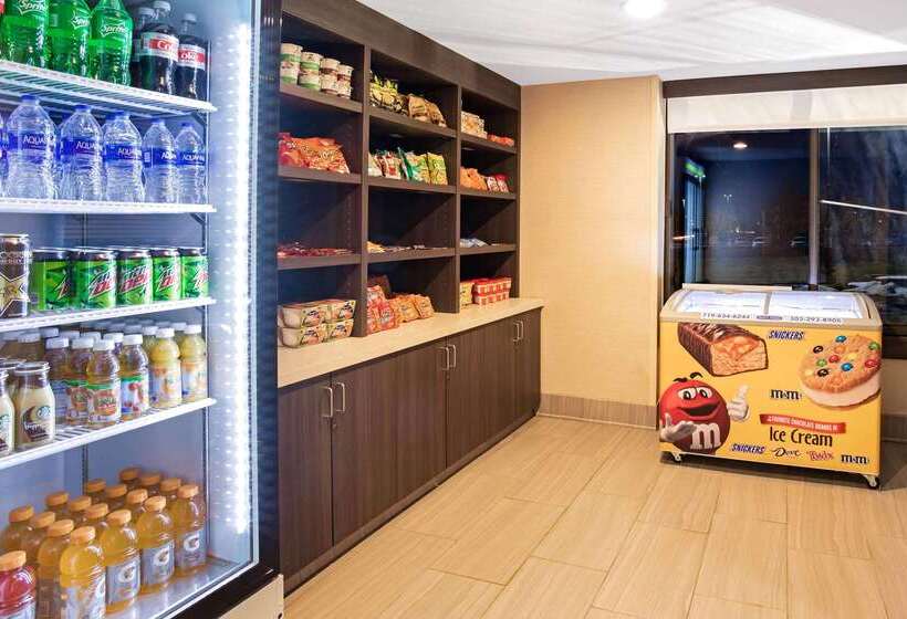 Отель La Quinta By Wyndham Denver Aurora Medical