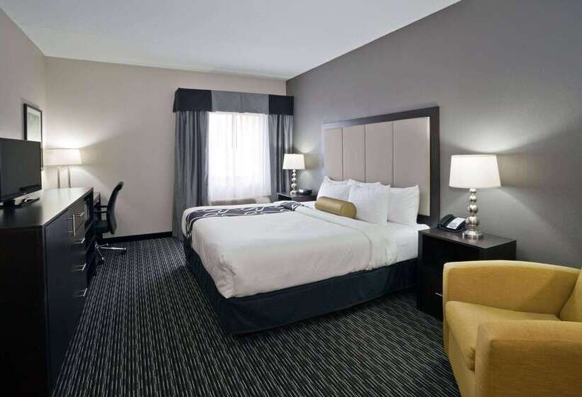 酒店 La Quinta Inn & Suites By Wyndham Detroit Metro Airport