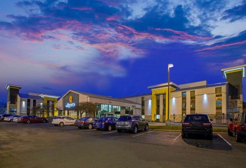 酒店 La Quinta Inn & Suites By Wyndham Detroit Metro Airport