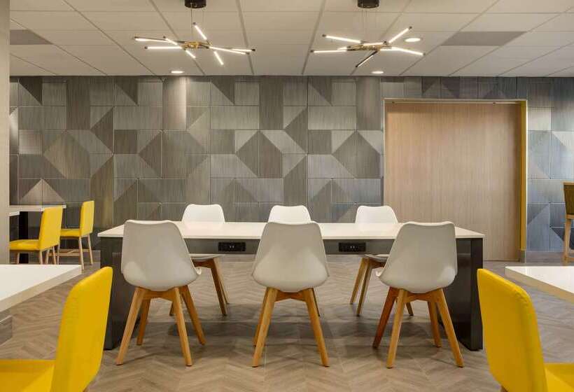 호텔 La Quinta Inn & Suites By Wyndham Selma/smithfield I95