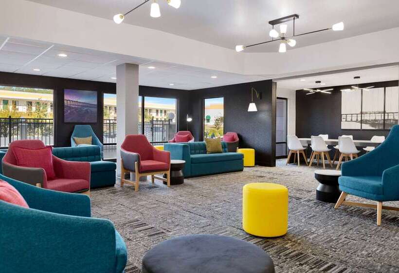 호텔 La Quinta Inn & Suites By Wyndham Selma/smithfield I95