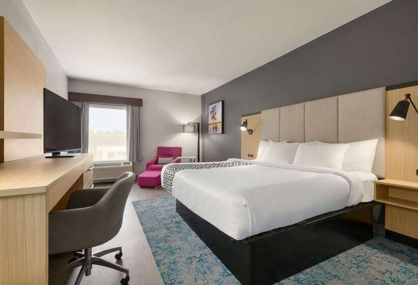 호텔 La Quinta Inn & Suites By Wyndham Selma/smithfield I95