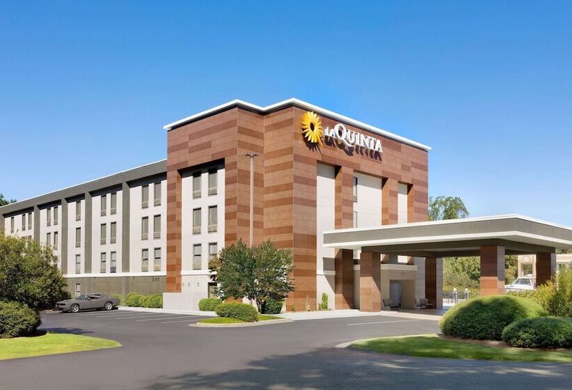 호텔 La Quinta Inn & Suites By Wyndham Selma/smithfield I95