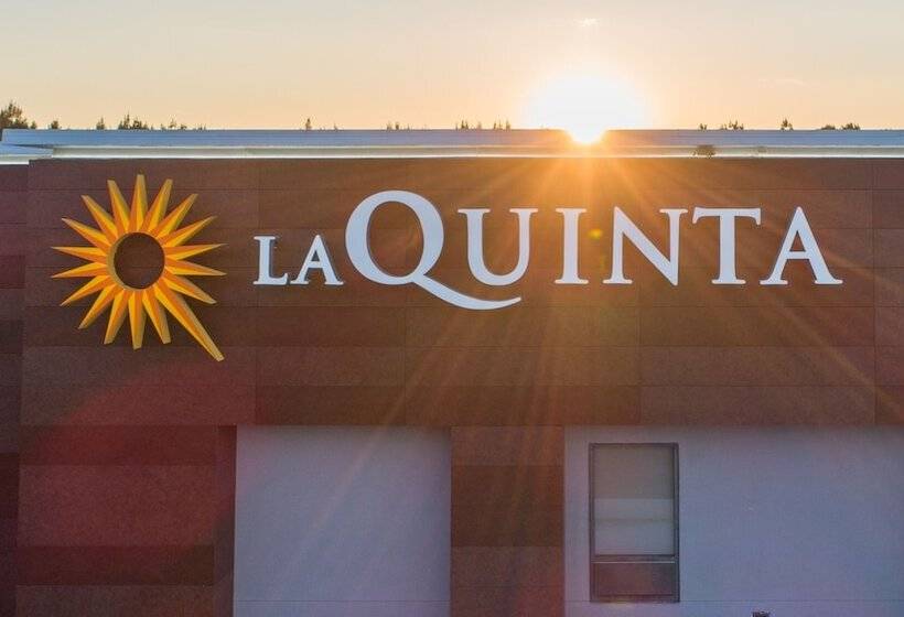 호텔 La Quinta Inn & Suites By Wyndham Selma/smithfield I95