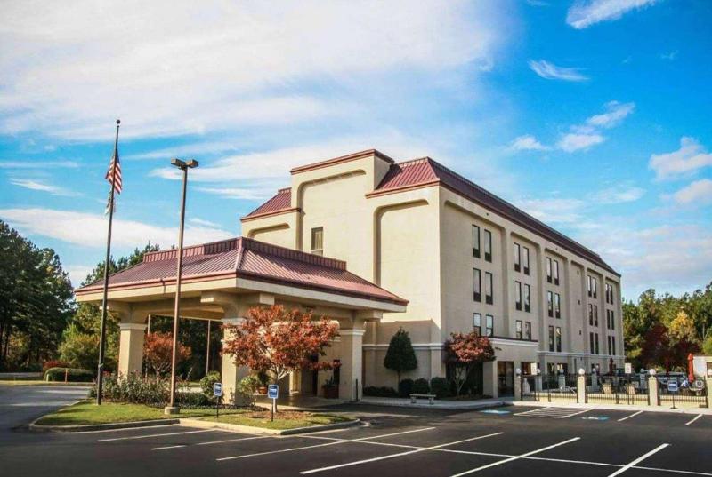 호텔 La Quinta Inn & Suites By Wyndham Selma/smithfield I95