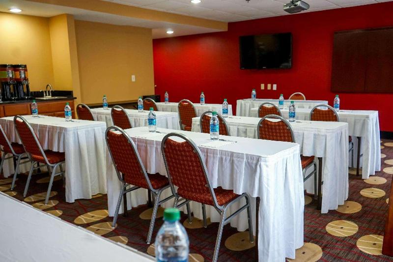 호텔 La Quinta Inn & Suites By Wyndham Selma/smithfield I95