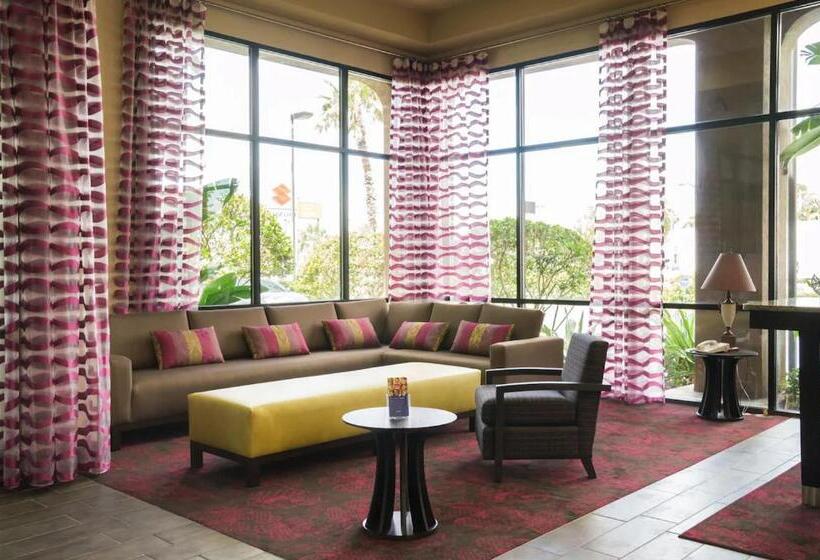 בית מלון כפרי Orlando Palms