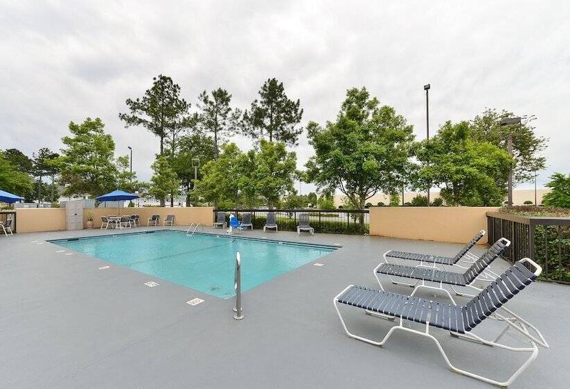 فندق Quality Inn At The Mall  Valdosta