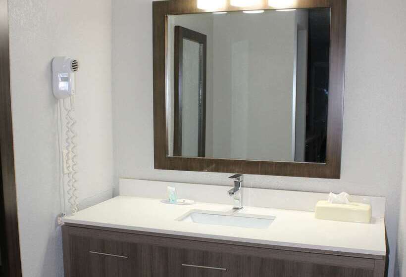 فندق Quality Inn Athens I 65   Huntsville Area West