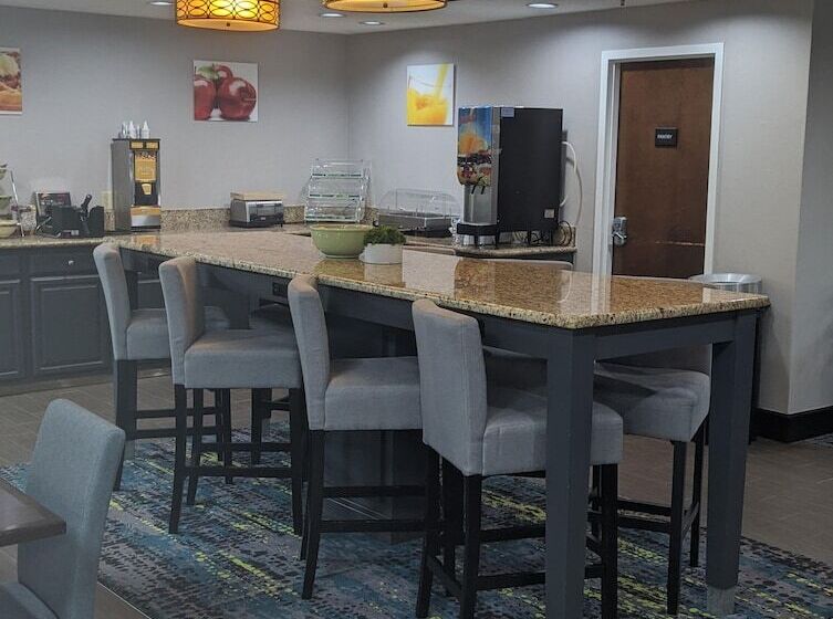 酒店 Quality Inn Danville   University Area