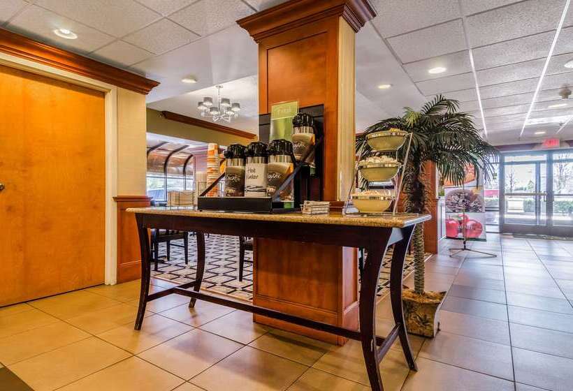 فندق Quality Inn