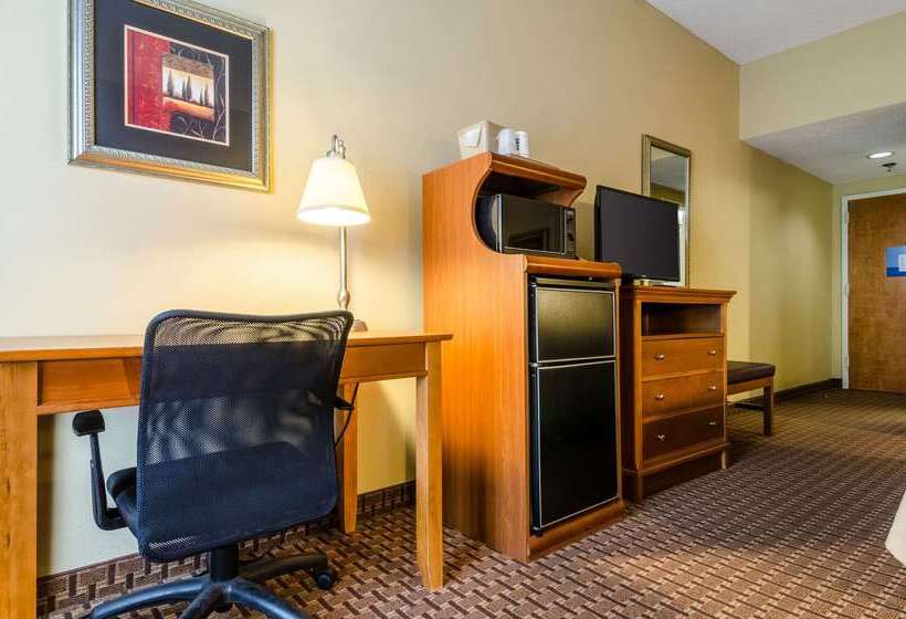 فندق Quality Inn