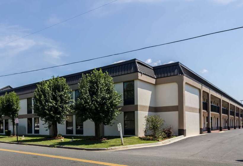 فندق Quality Inn Lynchburg Near University