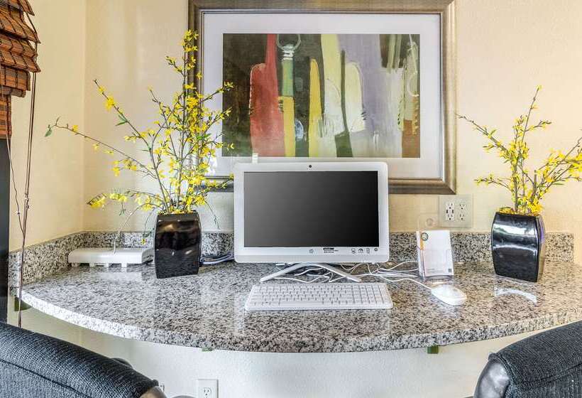 فندق Quality Inn Tanglewood