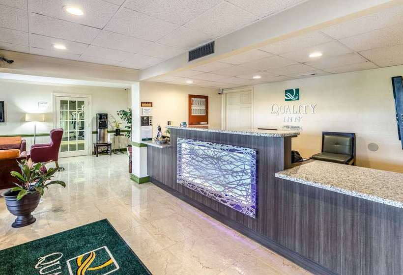 فندق Quality Inn Tanglewood