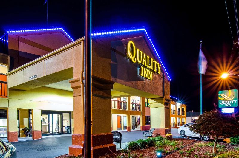 فندق Quality Inn Tanglewood