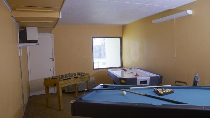 فندق Red Carpet Inn And Fantasuite