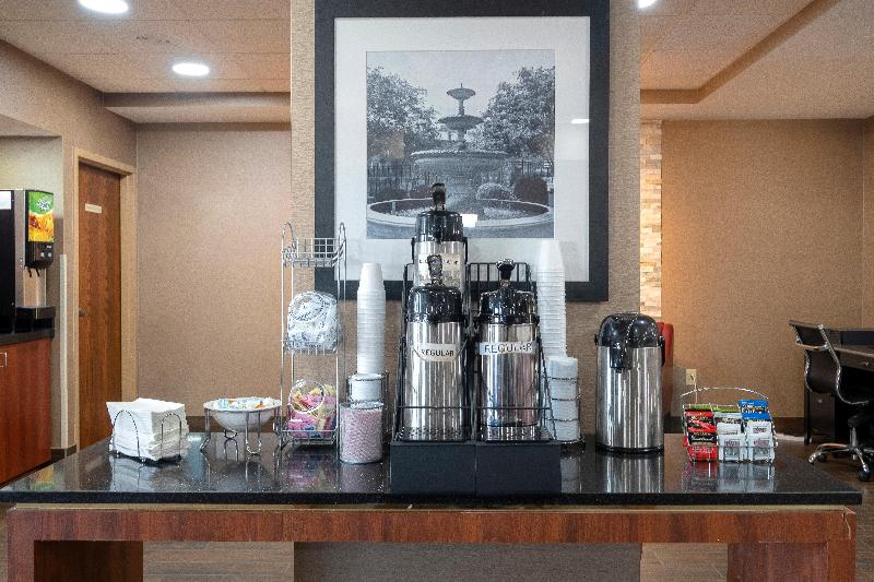 호텔 Red Roof Inn Prattville