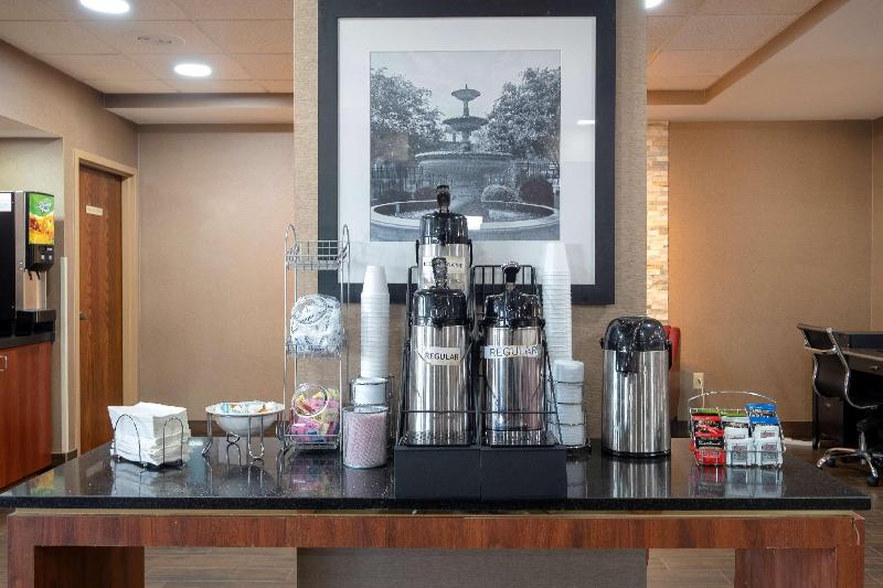 호텔 Red Roof Inn Prattville