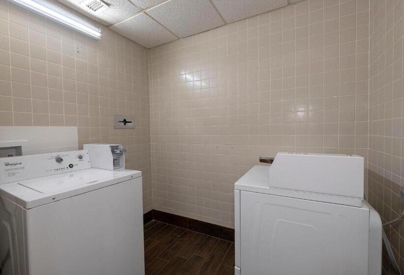 호텔 Red Roof Inn Prattville