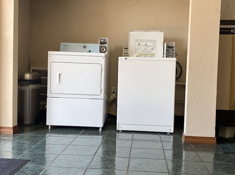 فندق Rest Inn Fort Smith