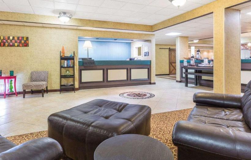 فندق Rome Inn And Suites