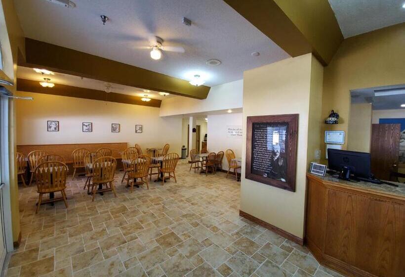 Отель Roosevelt Inn Mount Rushmore