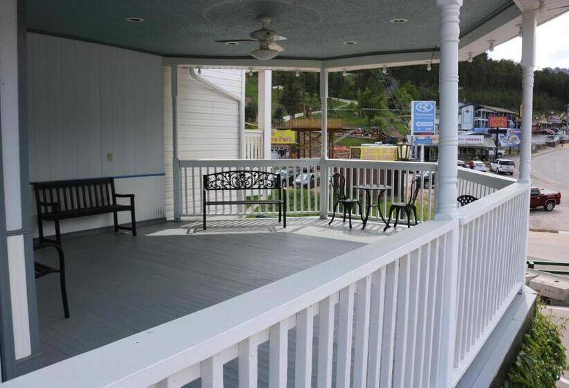 Отель Roosevelt Inn Mount Rushmore