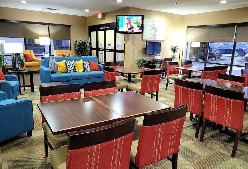 فندق Comfort Inn, Erie   Near Presque Isle