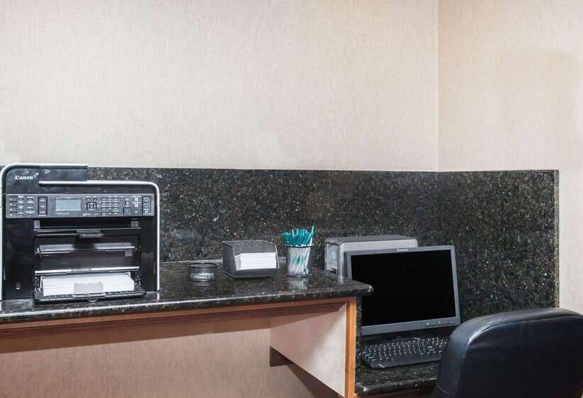 هتل Wingate By Wyndham North Little Rock