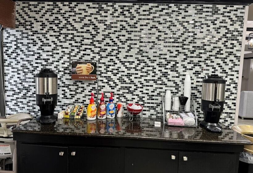 هتل Wingate By Wyndham North Little Rock