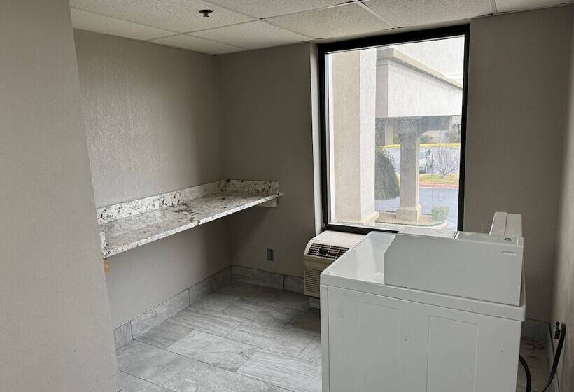 هتل Wingate By Wyndham North Little Rock