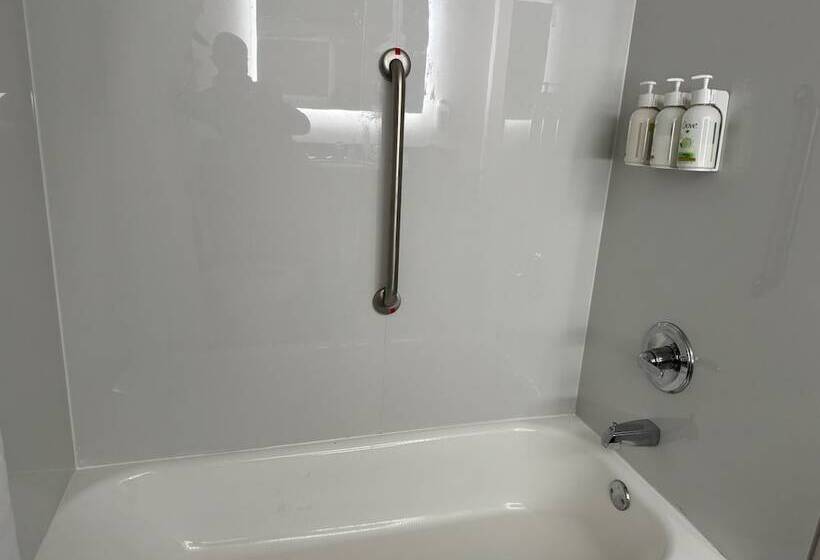 هتل Wingate By Wyndham North Little Rock