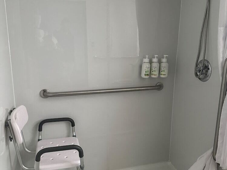 هتل Wingate By Wyndham North Little Rock