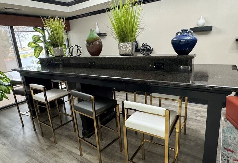 هتل Wingate By Wyndham North Little Rock