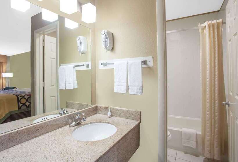 مُتل Super 8 By Wyndham Nashville West