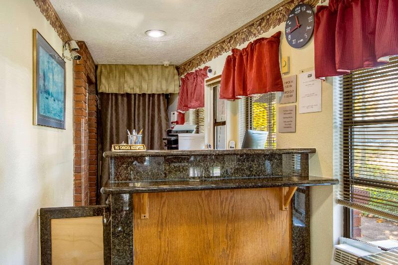 מוטל Super 8 By Wyndham Vancouver East